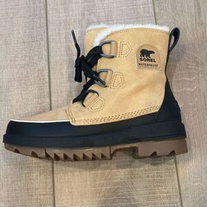 Sorel Tivoli Waterproof Boots with 100g Insulation in Curry Leather US 6